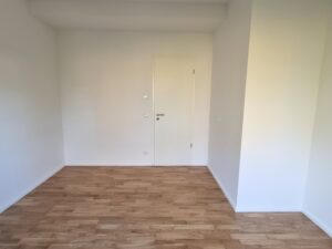 Friedensstraße 71, Wohnung 8 ~~~ Einbauküche, Parkett, Fußbodenheizung, Loggia, Bad mit Wanne u. Dusche, Abstellraum - Foto 5