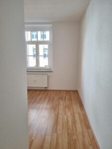 Robert-Koch-Str. 42, Wohnung 1 ~~~ Gartenanteil, Bad mit Wanne, Keller - Foto 3