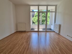 Leißnerstr. 24, Wohnung 8 ~~~ Einbauküche, Balkon, Bad mit Wanne und Dusche, Abstellraum, Haus mit Aufzug - Photo 1