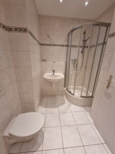Stöckigter Str. 55, Wohnung 4 ~~~ Maisonette, Balkon, Gäste-WC, Abstellraum im Treppenhaus, Keller - Photo 3