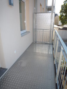 Julius-Fucik-Str. 17, Wohnung 6 ~~~ Balkon, Bad mit Wanne und Dusche, Stellplatz anmietbar, Haus mit Aufzug, Keller - Foto 4