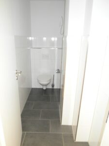 Krausenstr. 5, Wohnung 4 ~~~ Balkon, Fußbodenheizung, Parkett, Bad mit Wanne und Dusche, Gäste-WC, Keller, Stellplatz anmietbar - Foto 4