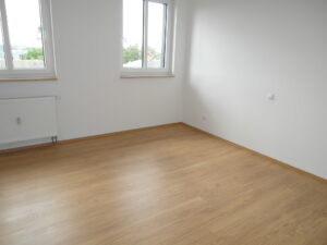 Stresemannstr. 48, WE 11 ~~~ Dachterrasse, Balkon, Einbauküche, Haus mit Aufzug, Tageslichtbad mit Wanne und Dusche, Gäste-WC, Stellplatz anmietbar - Foto 1
