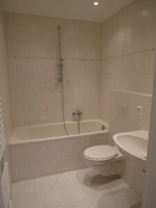 Hainstr. 4, Wohnung 9 ~~~ Einbauküche, Balkon, Abstellraum, Haus mit Aufzug - Foto 5