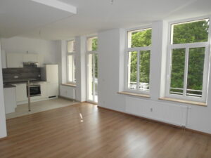 Leißnerstr. 26, Wohnung 3 ~~~ Einbauküche, Maisonette, Balkon, Bad mit Wanne und Dusche, Gäste-WC, Abstellraum, Keller - Foto 3